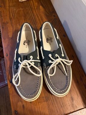 Bass Leather Upper Boat Shoes in Navy and Gray